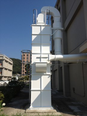 遮熱塗料ミラクール施工のお客様の声　岡山大学　集塵機写真
