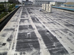 遮熱塗料ミラクール施工のお客様の声・住友ナコマテイアルハンドリング様（施工前）